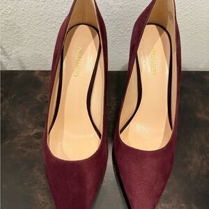 Nine West Women's Burgundy Suede Heels